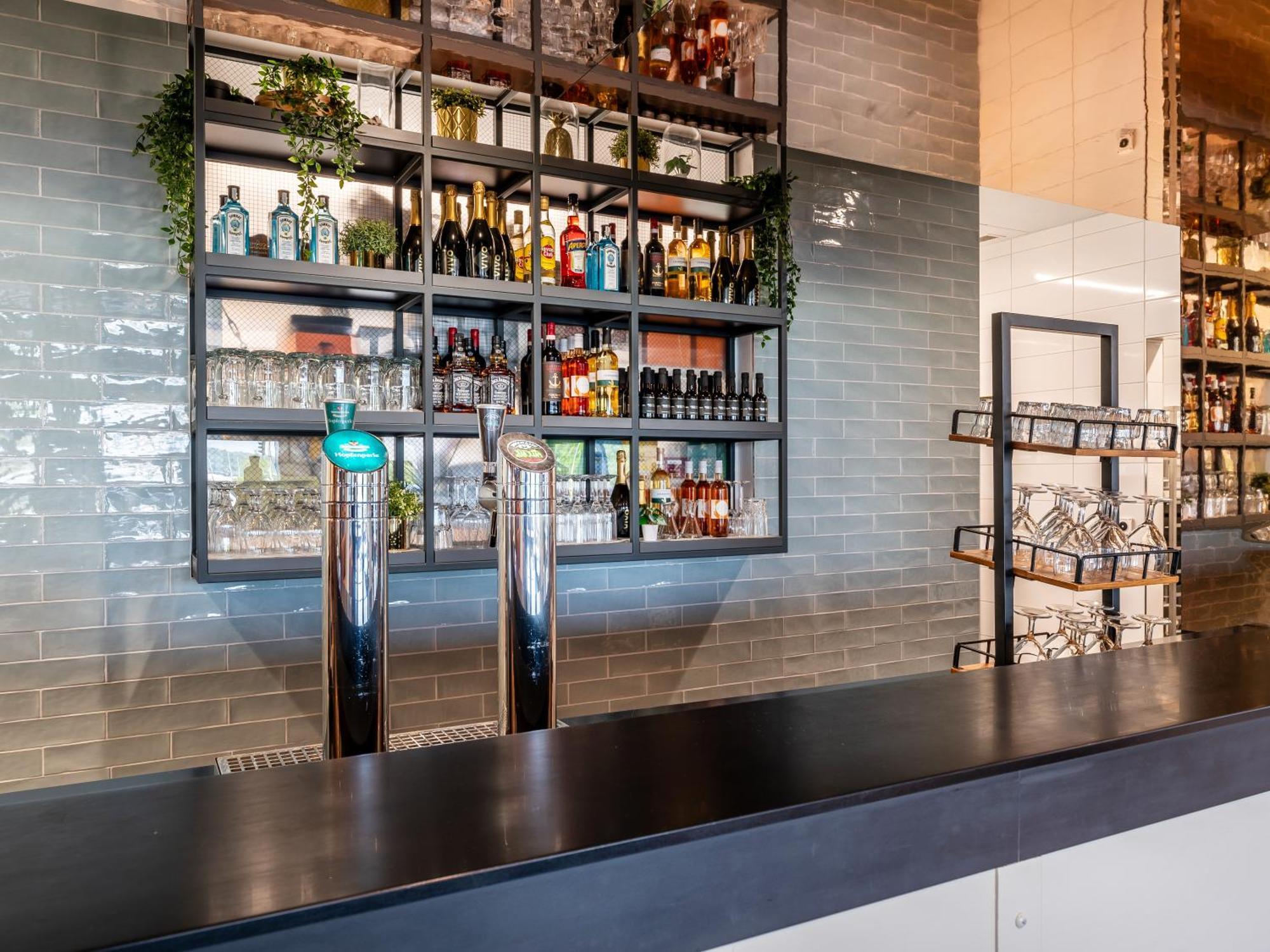 Hotel Zuerich Airport 3*