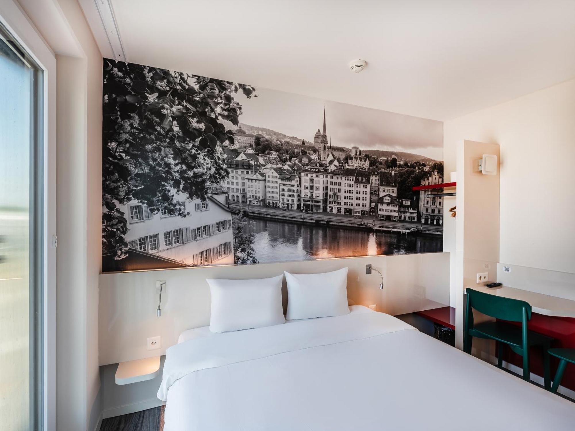 Zuerich Airport 3*